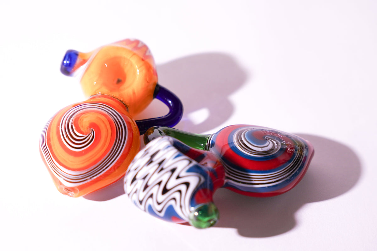 Twist Tail Wig Wag Hand Pipe